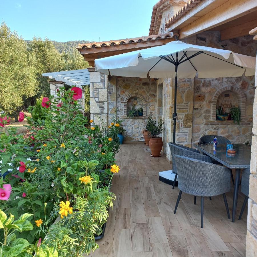 Villa Liberta Keri Екстериор снимка