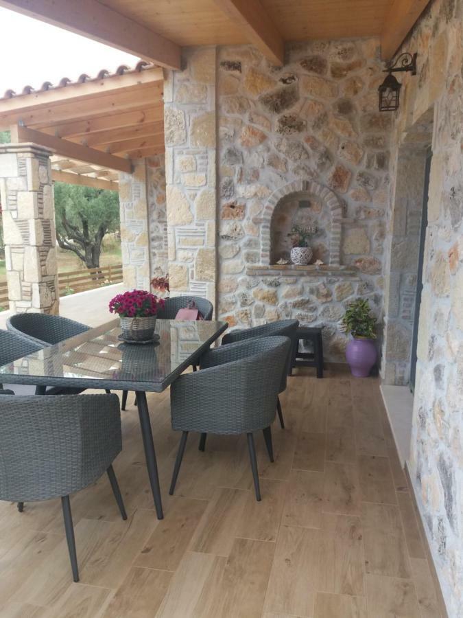 Villa Liberta Keri Екстериор снимка